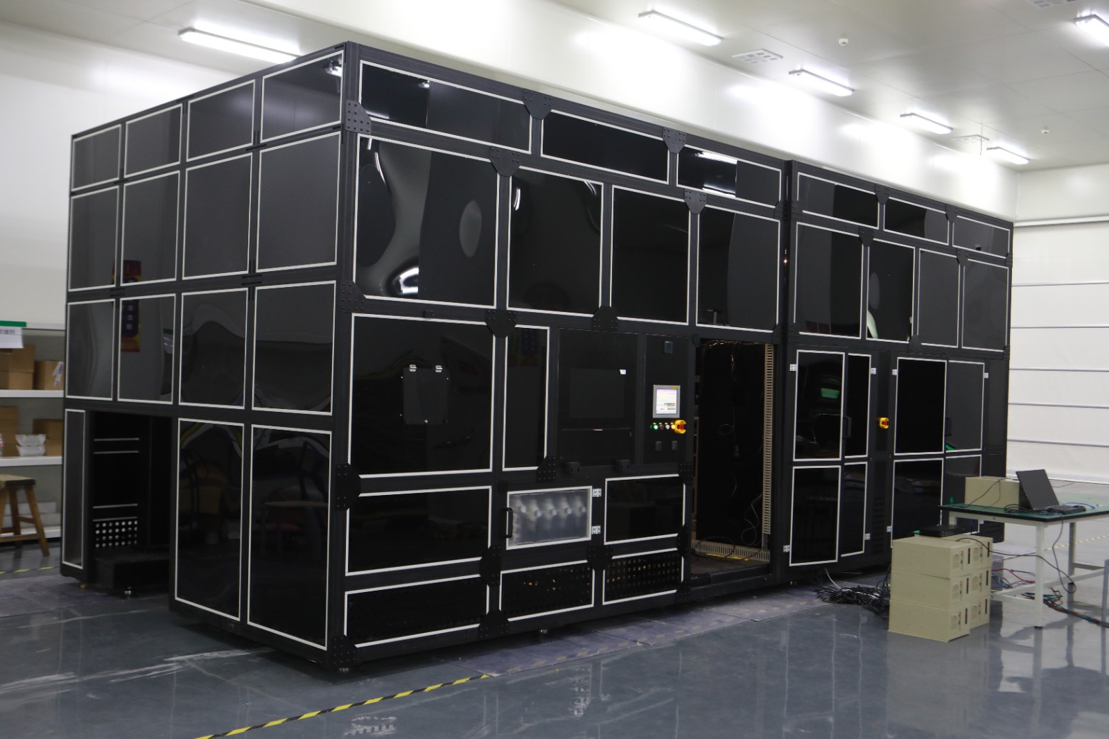 產(chǎn)品1-LCD 模組外觀檢查機(jī).jpg